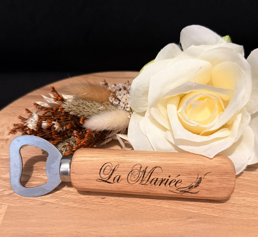 Décapsuleur personnalisé en bois