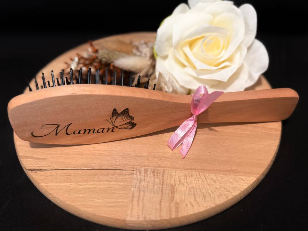 Brosse en bois Maman