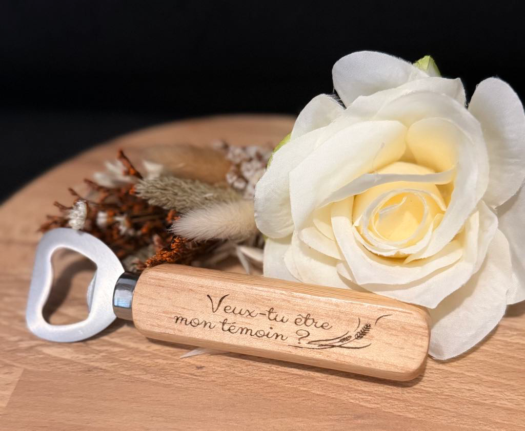 Décapsuleur personnalisé en bois